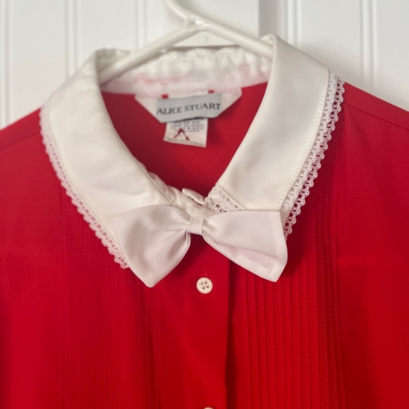 Vintage Red Blouse Bow Tie Neck White Collar Lace Pleated Front Alice Stuart - Picture 3 of 15